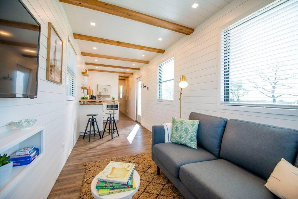 Container Home With Rooftop Views And Pickleball-Pecan Grove Bellmead Екстериор снимка