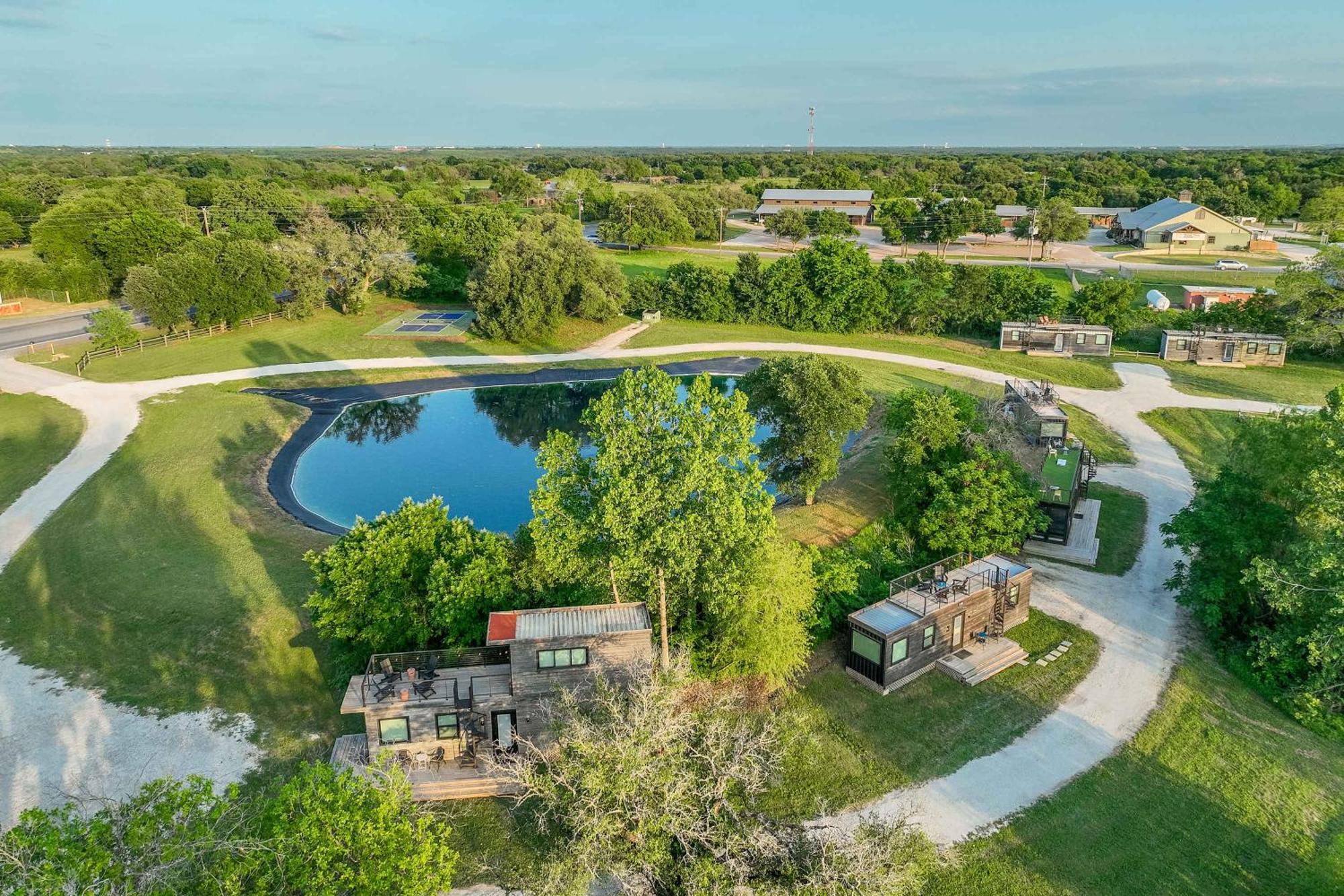 Container Home With Rooftop Views And Pickleball-Pecan Grove Bellmead Екстериор снимка