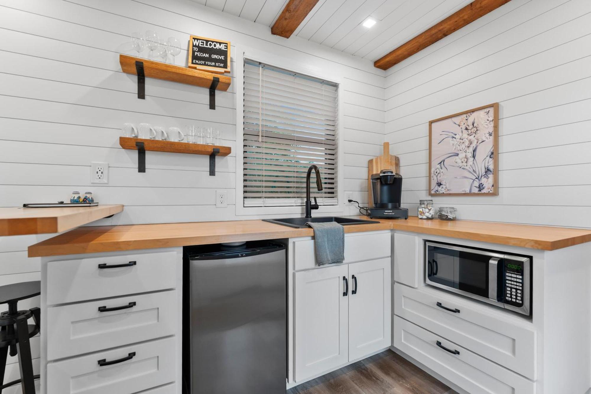 Container Home With Rooftop Views And Pickleball-Pecan Grove Bellmead Екстериор снимка