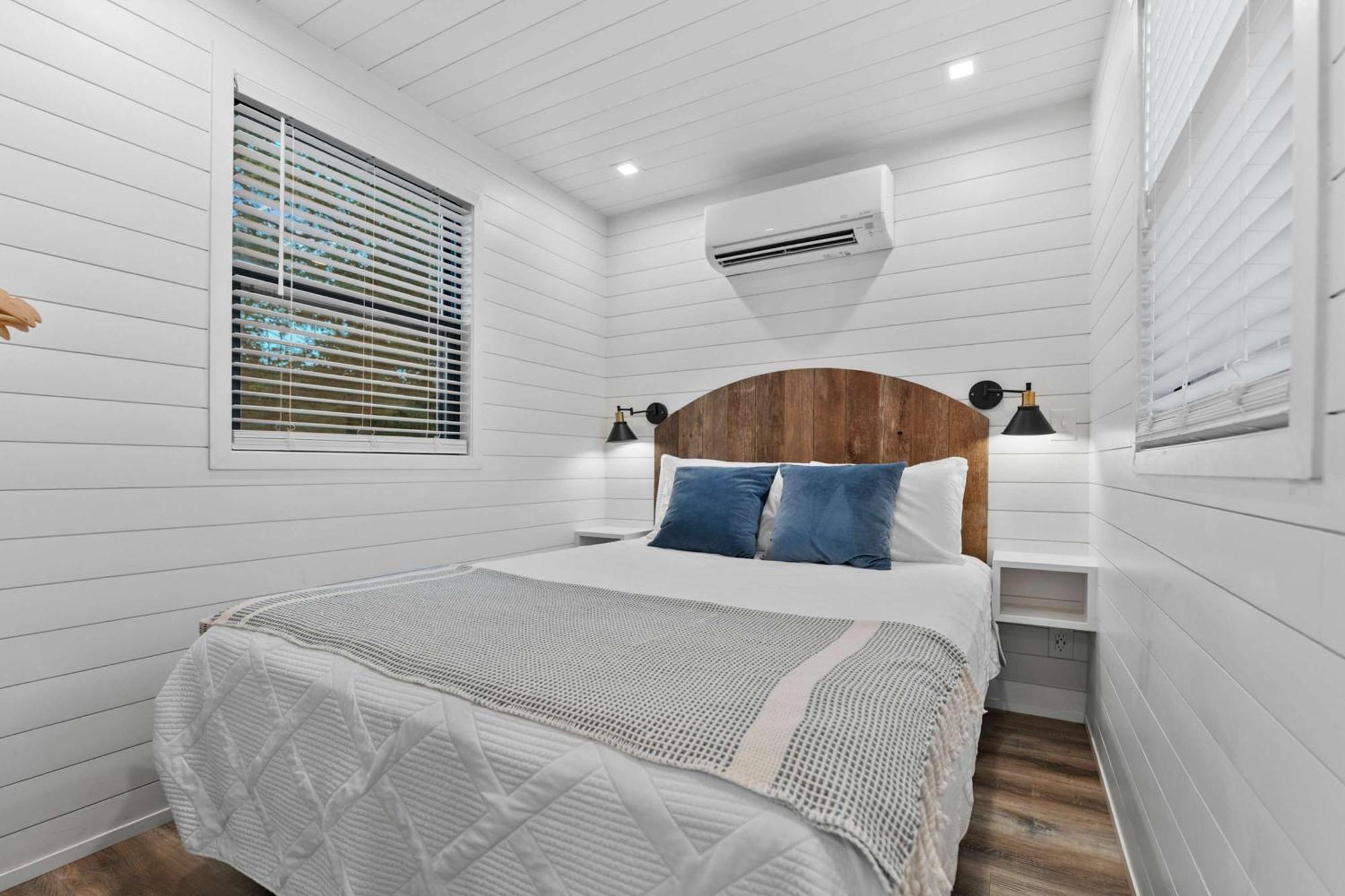 Container Home With Rooftop Views And Pickleball-Pecan Grove Bellmead Екстериор снимка